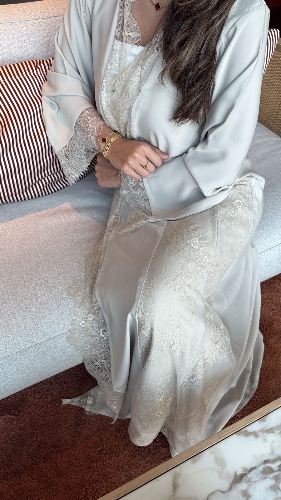 EQ04 Beige Lace Abaya