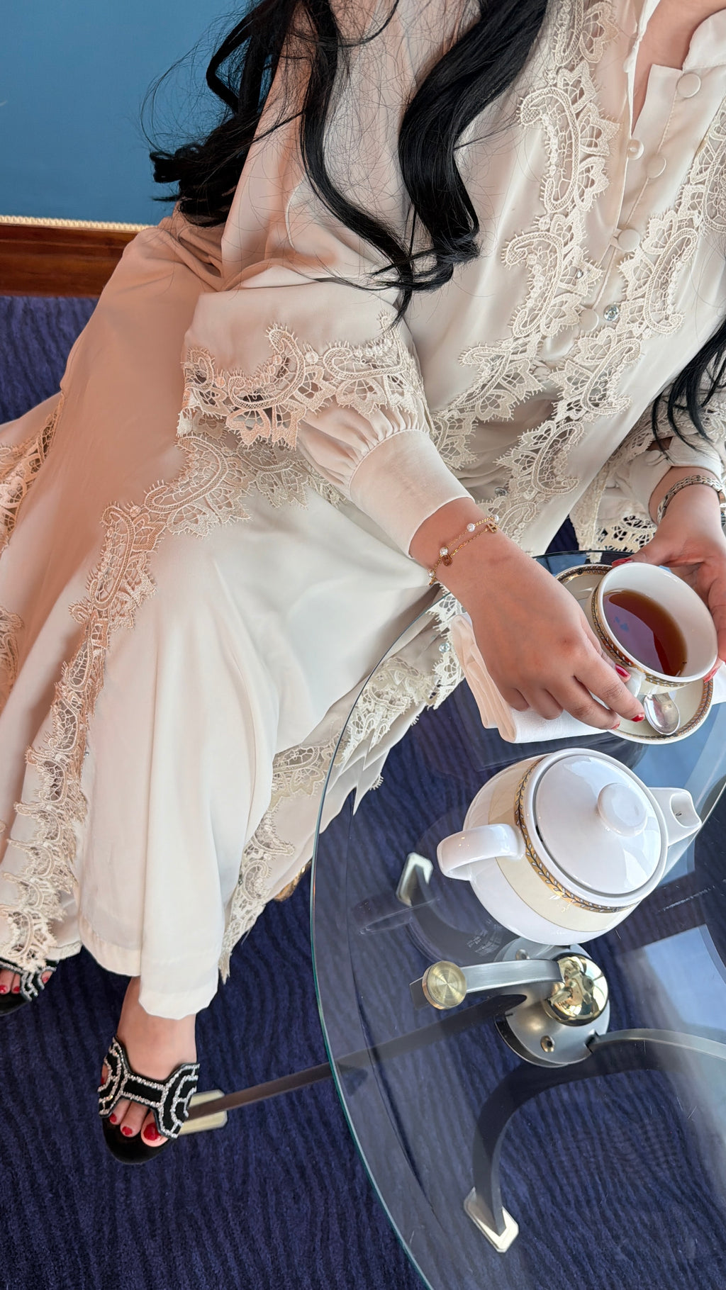 EQ06 Beige Full Lace Abaya
