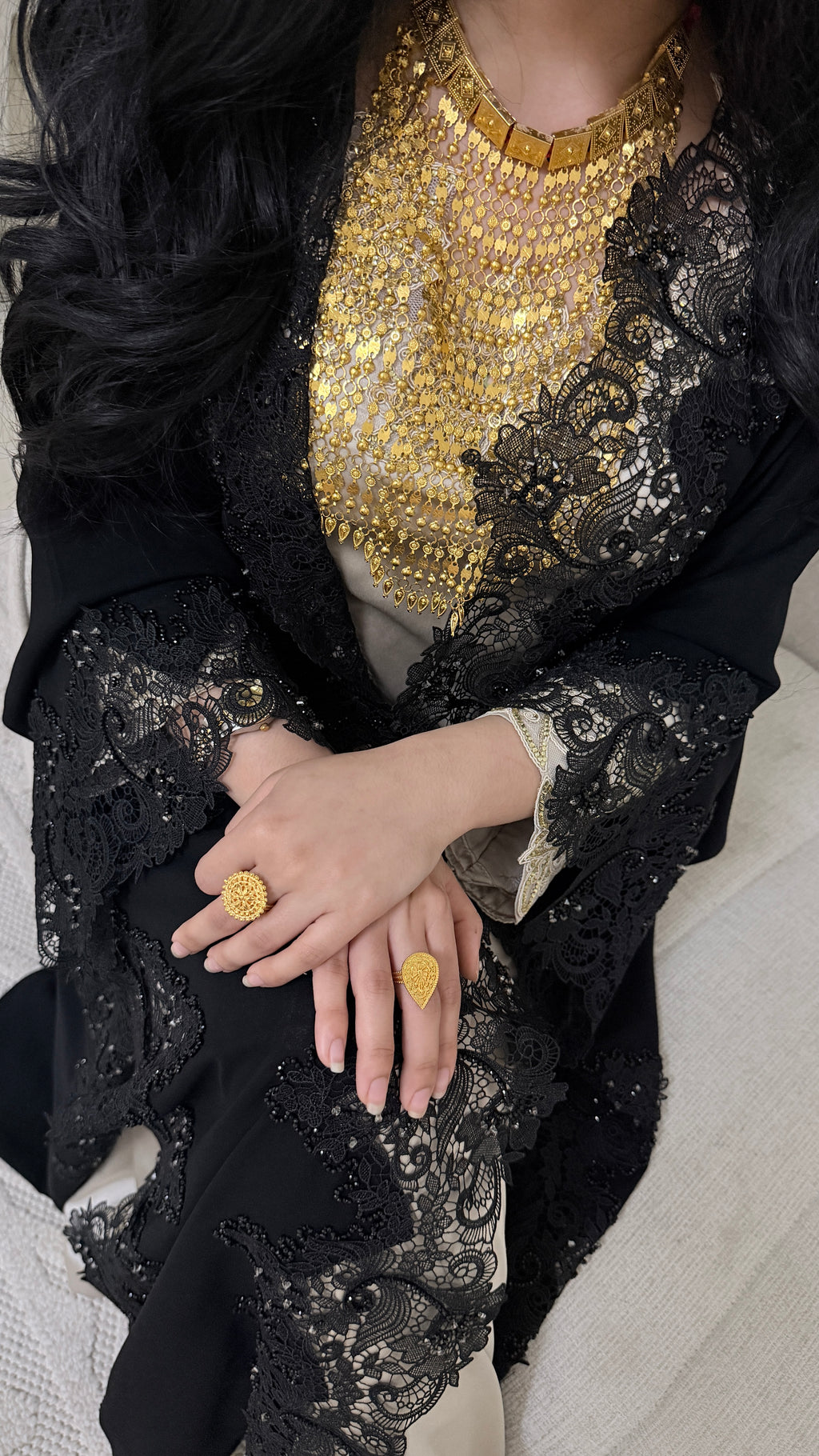 EQ26 Elegant Lace Abaya