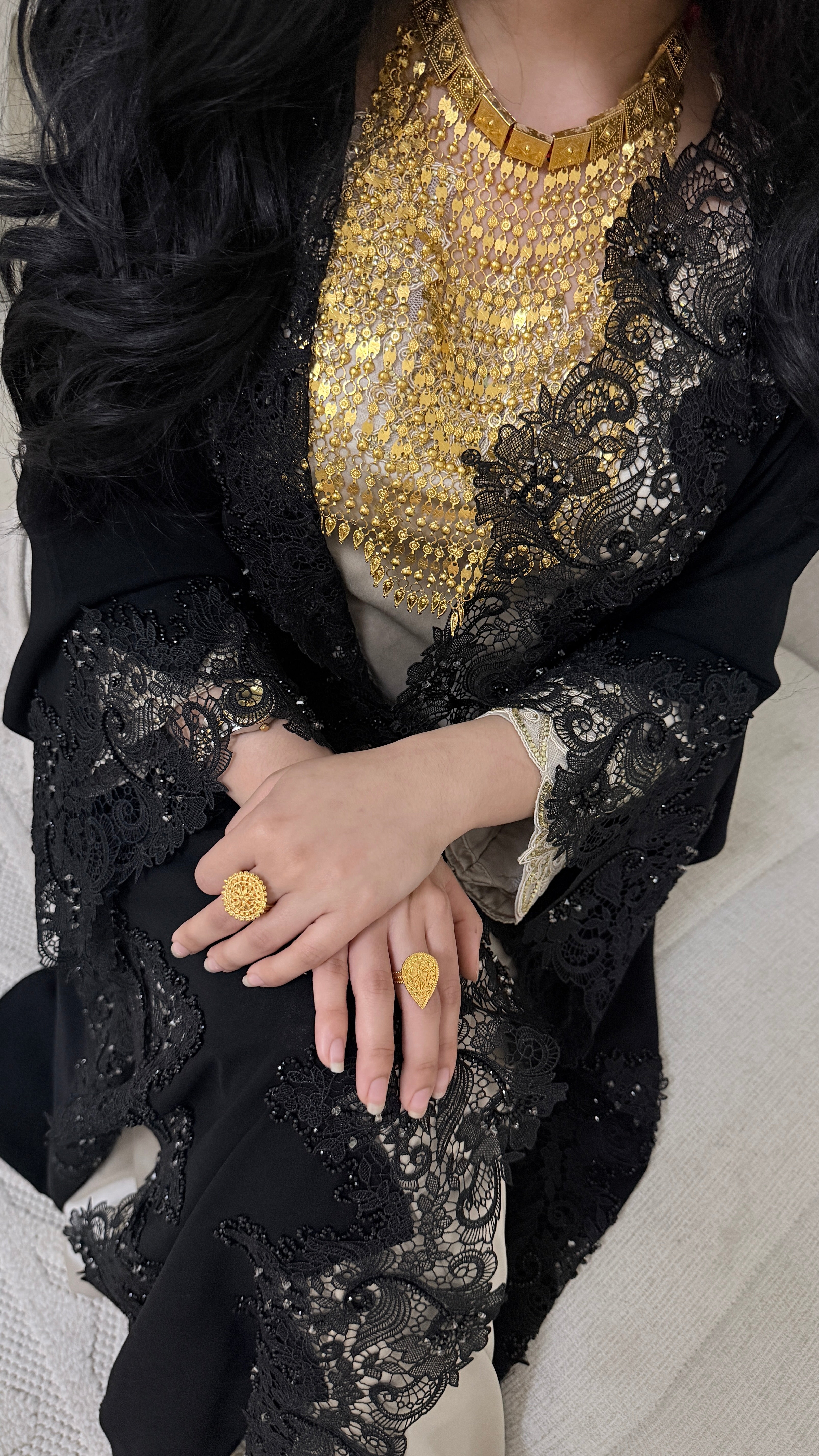 EQ26 Elegant Lace Abaya