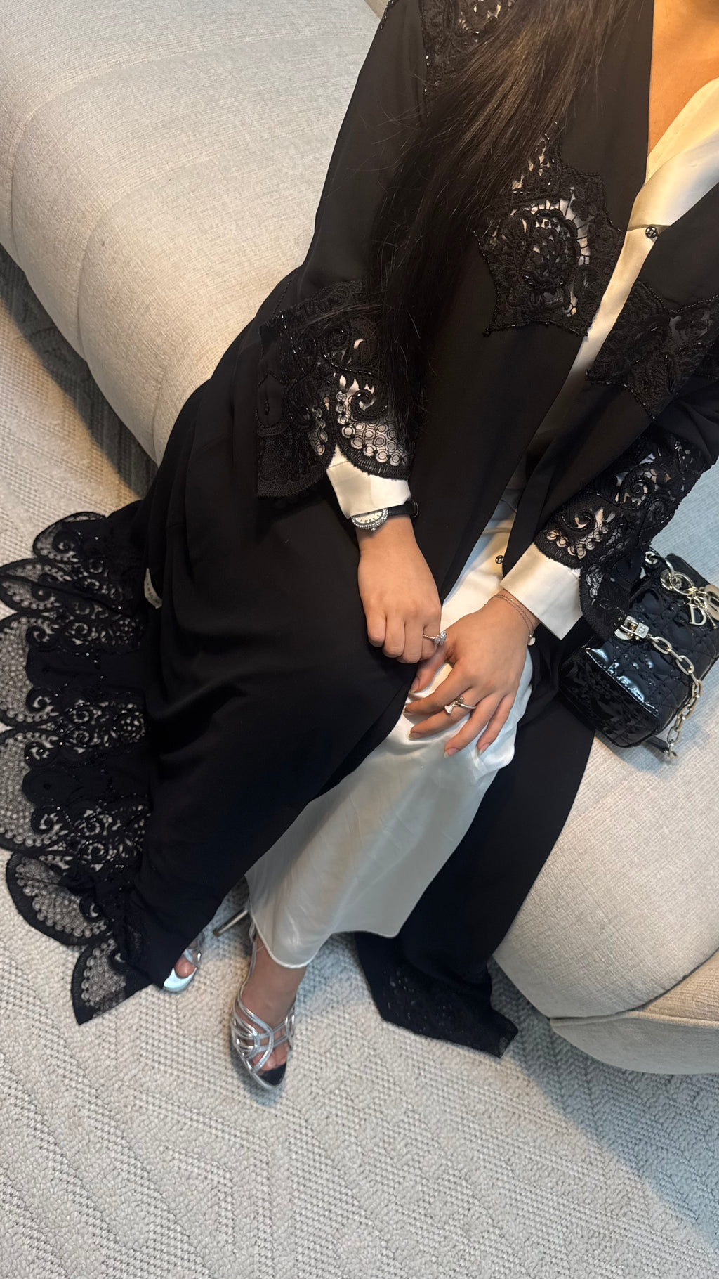 EQ19 Luxury Black Lace Abaya