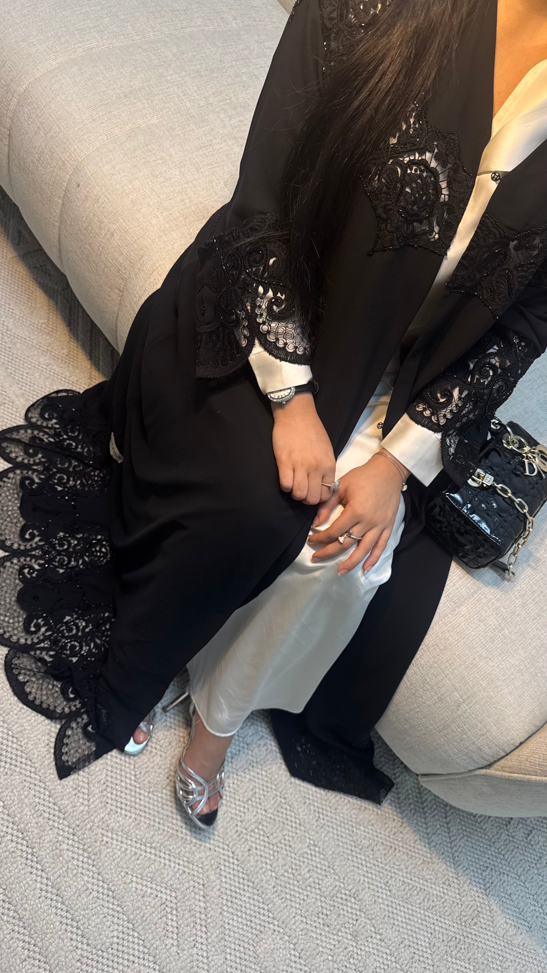 EQ19 Luxury Black Lace Abaya