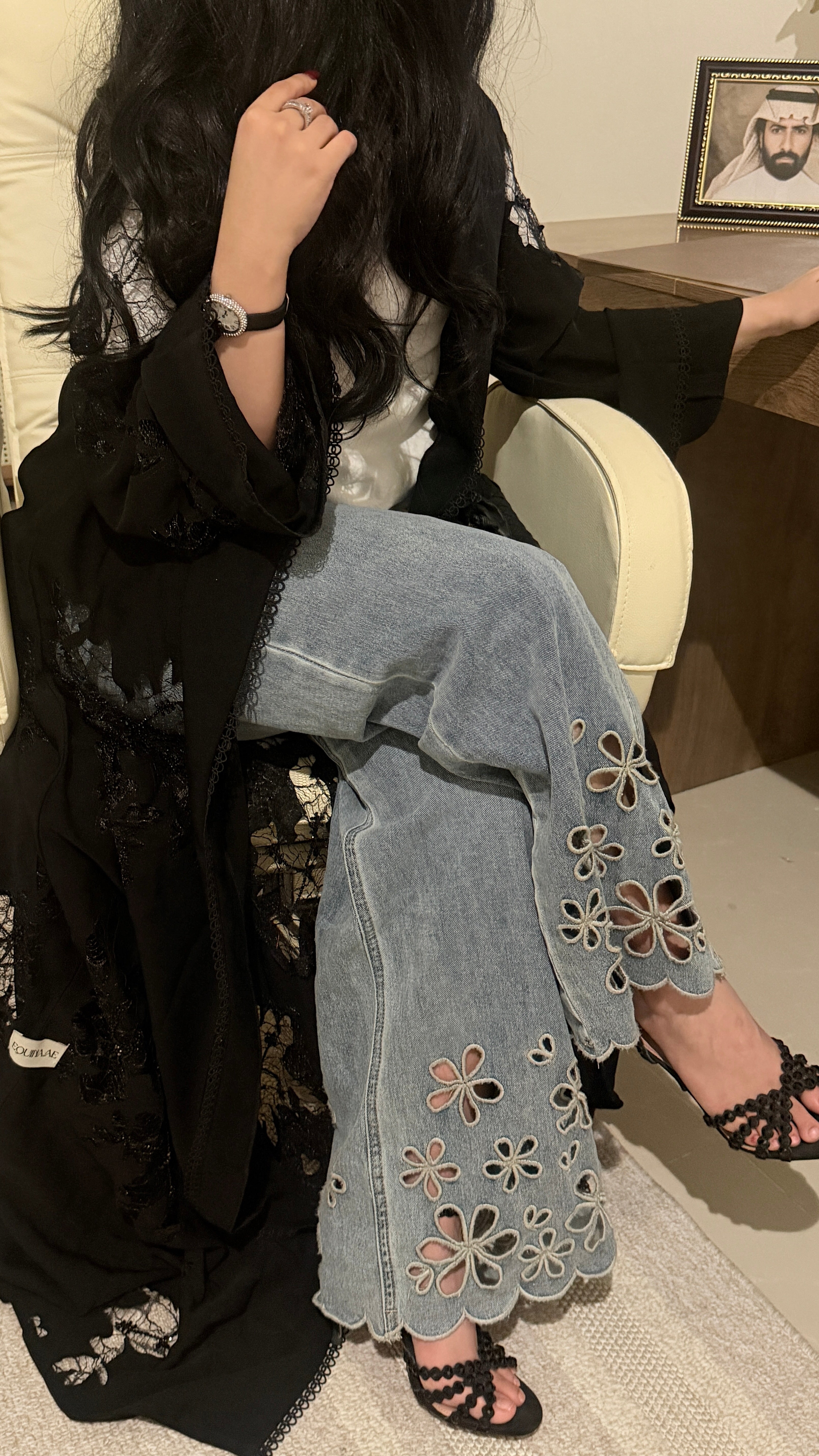 EQ045 Floral Lace Abaya